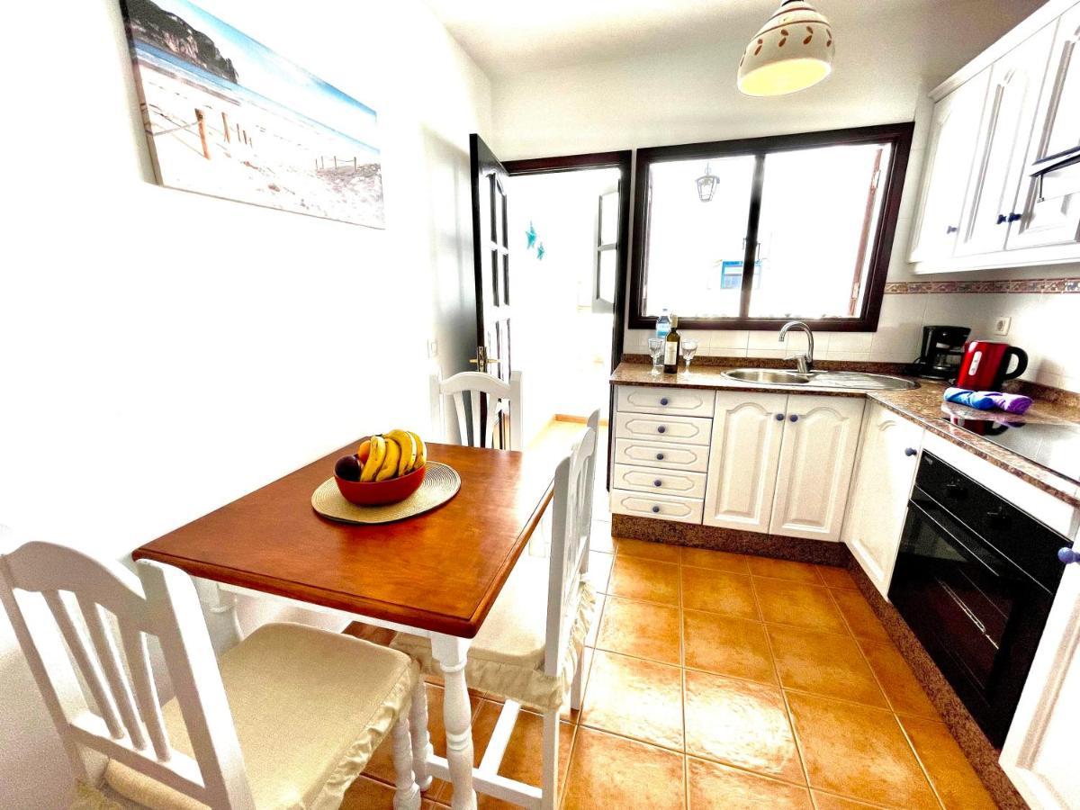 Апартаменты Eslanzarote Turtle House, Super Wifi, Sea Views Калета-де-Кабальо Экстерьер фото
